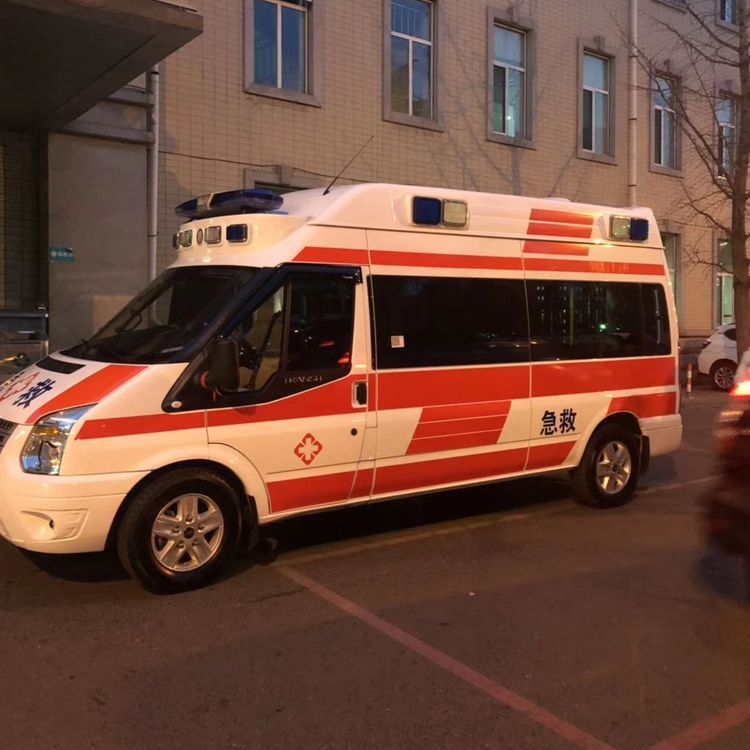 常德夜间租赁救护车护送病人转院：安全转运的 8 大核心注意事项